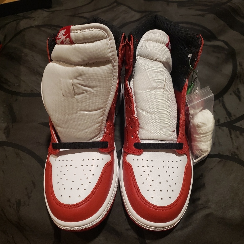 Air Jordan 1 Retro OG Chicago (2015) DS New